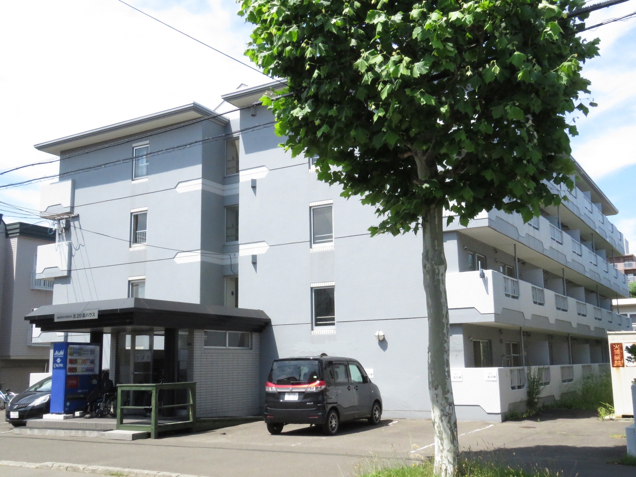 札幌市北区の有料老人ホーム つばさ北20条の外観