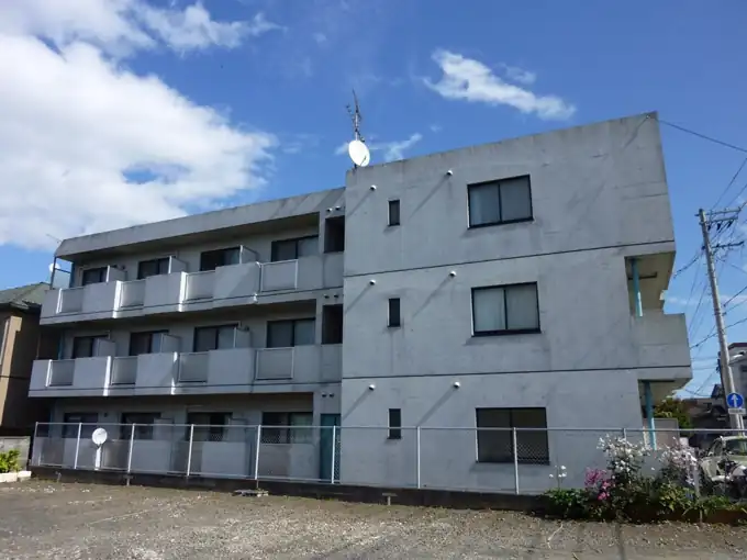 つばさ南小泉（仙台市若林区南小泉2丁目）の建物外観